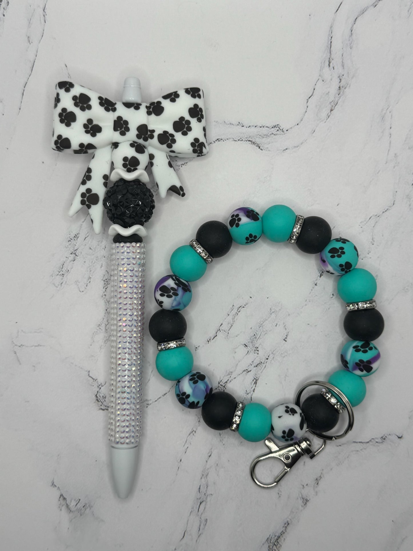 White/Black Paw Print