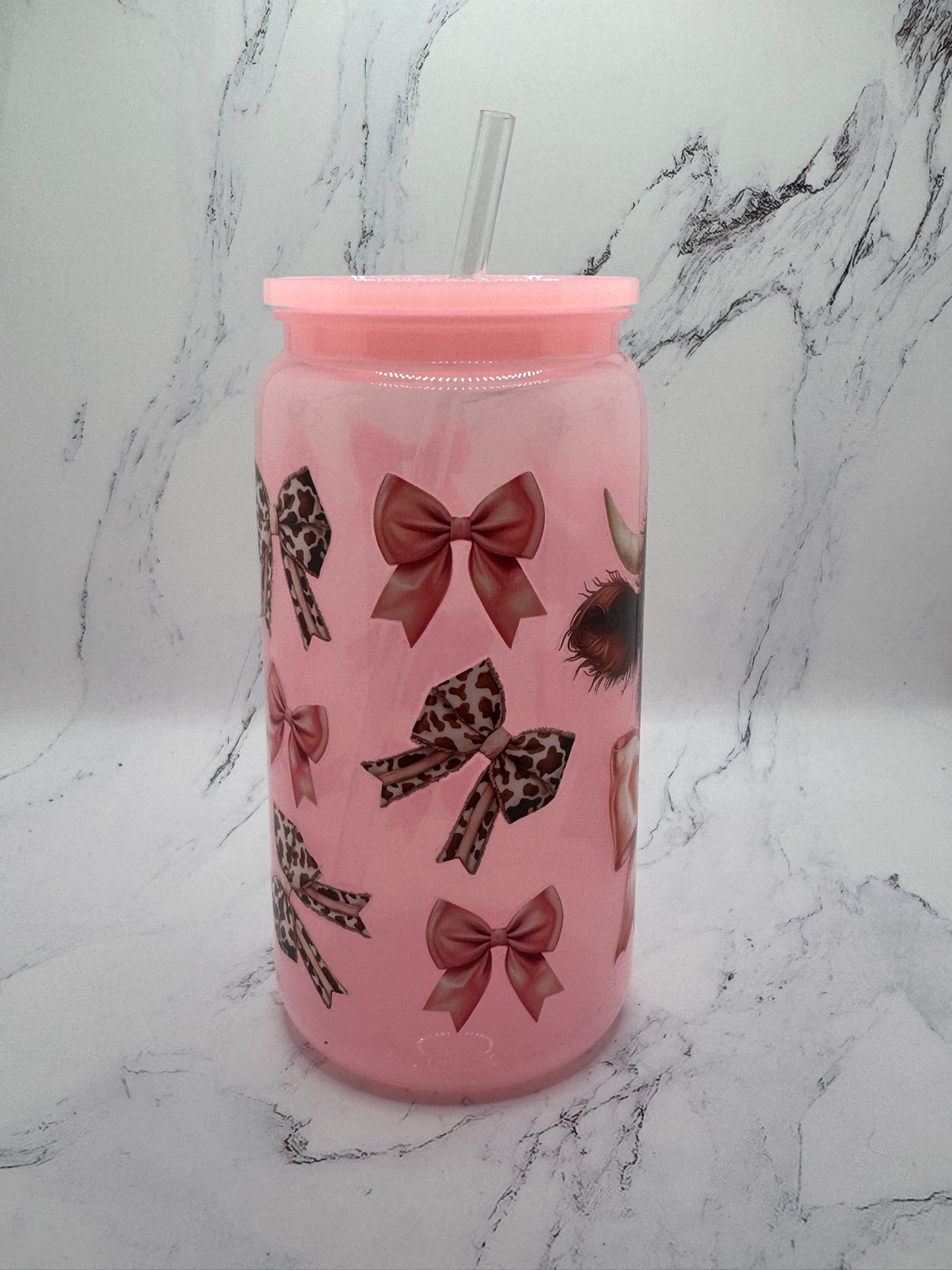 16oz Pink Cow w/ bows